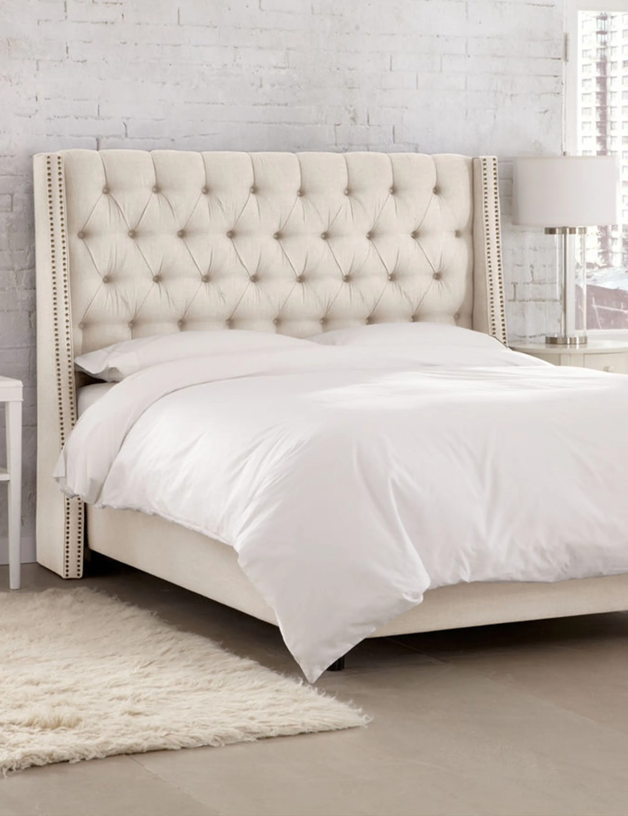 Admina Bed