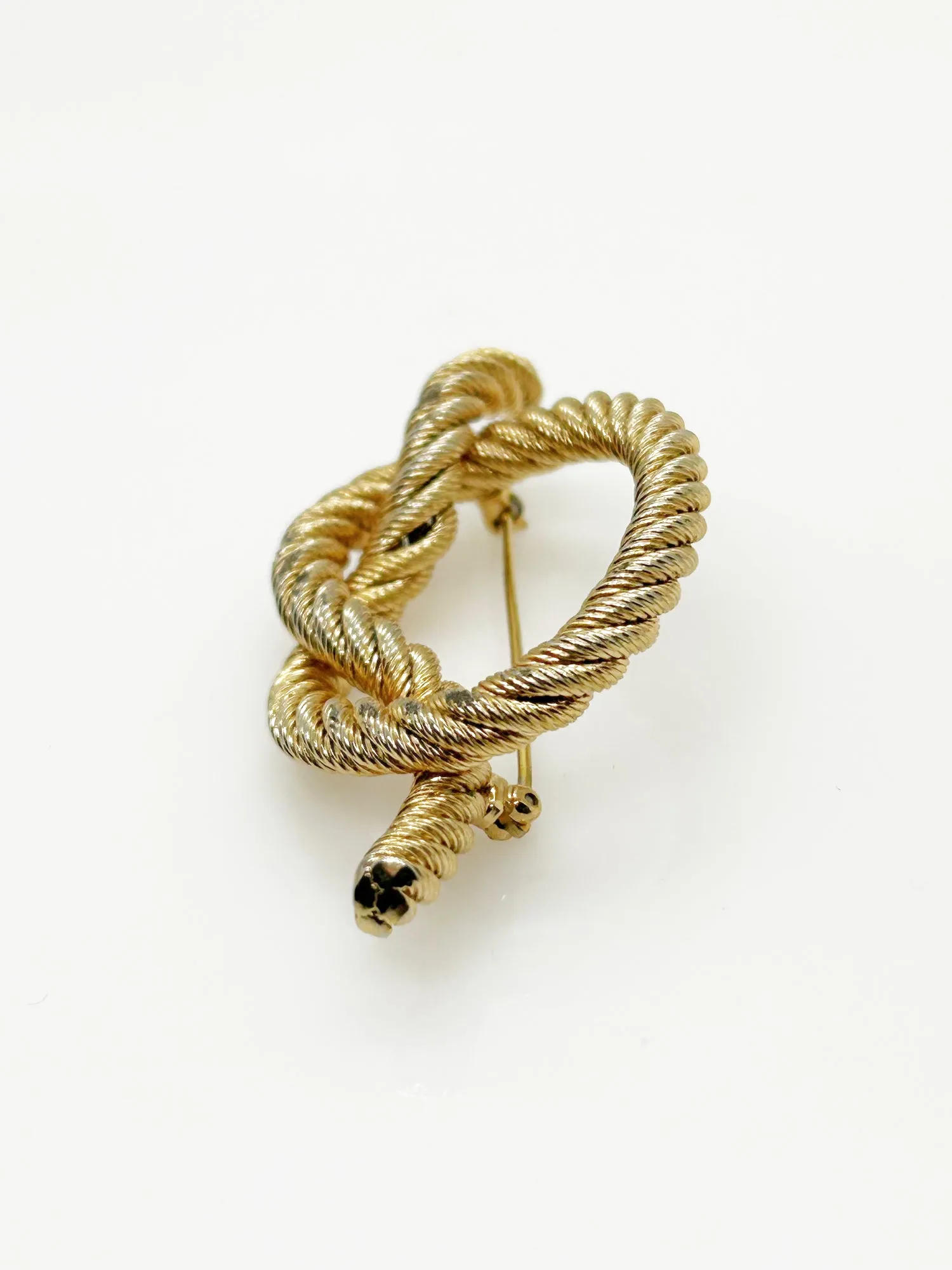 Classic Vintage Golden Knot Brooch