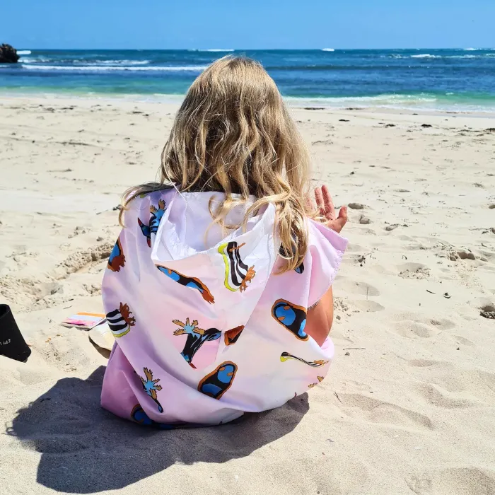 Kids Hooded Towel - Pink Nudis