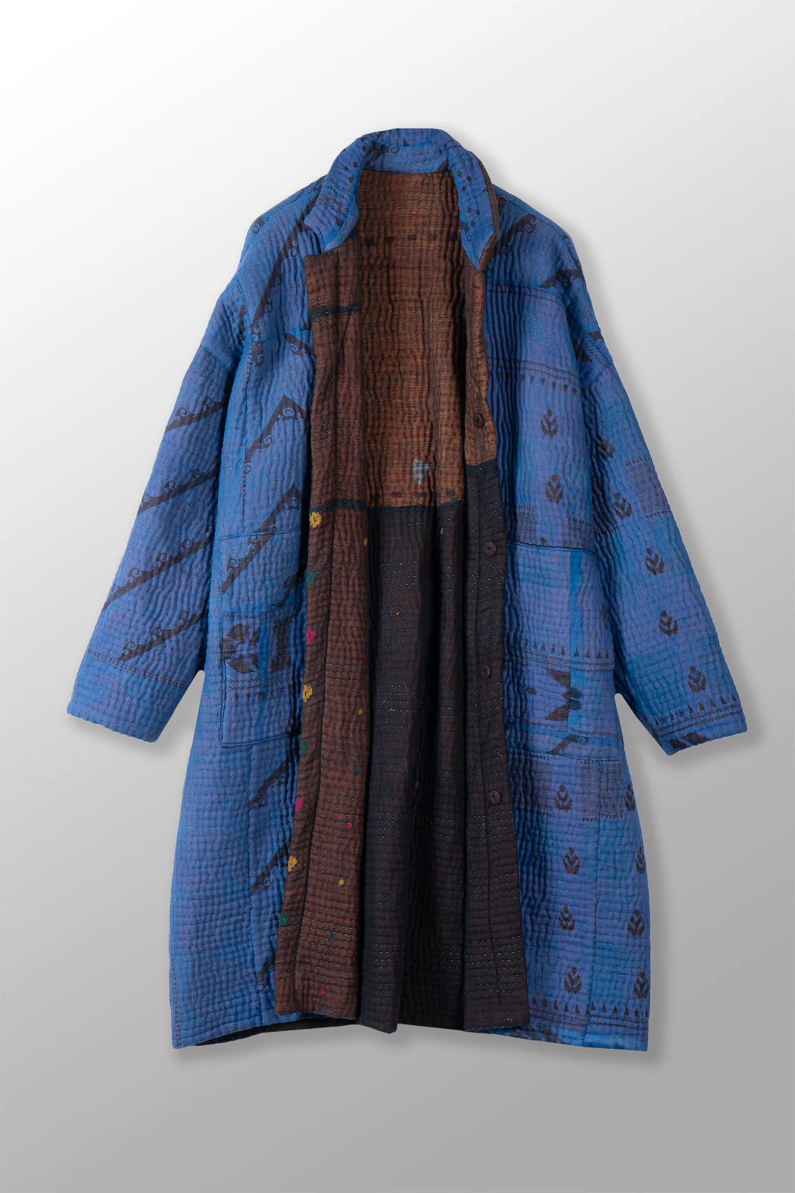 QUILTED OVER DYE COTTON KANTHA OVERSIZED MEDIUM COAT - oq5331-cblu003a -