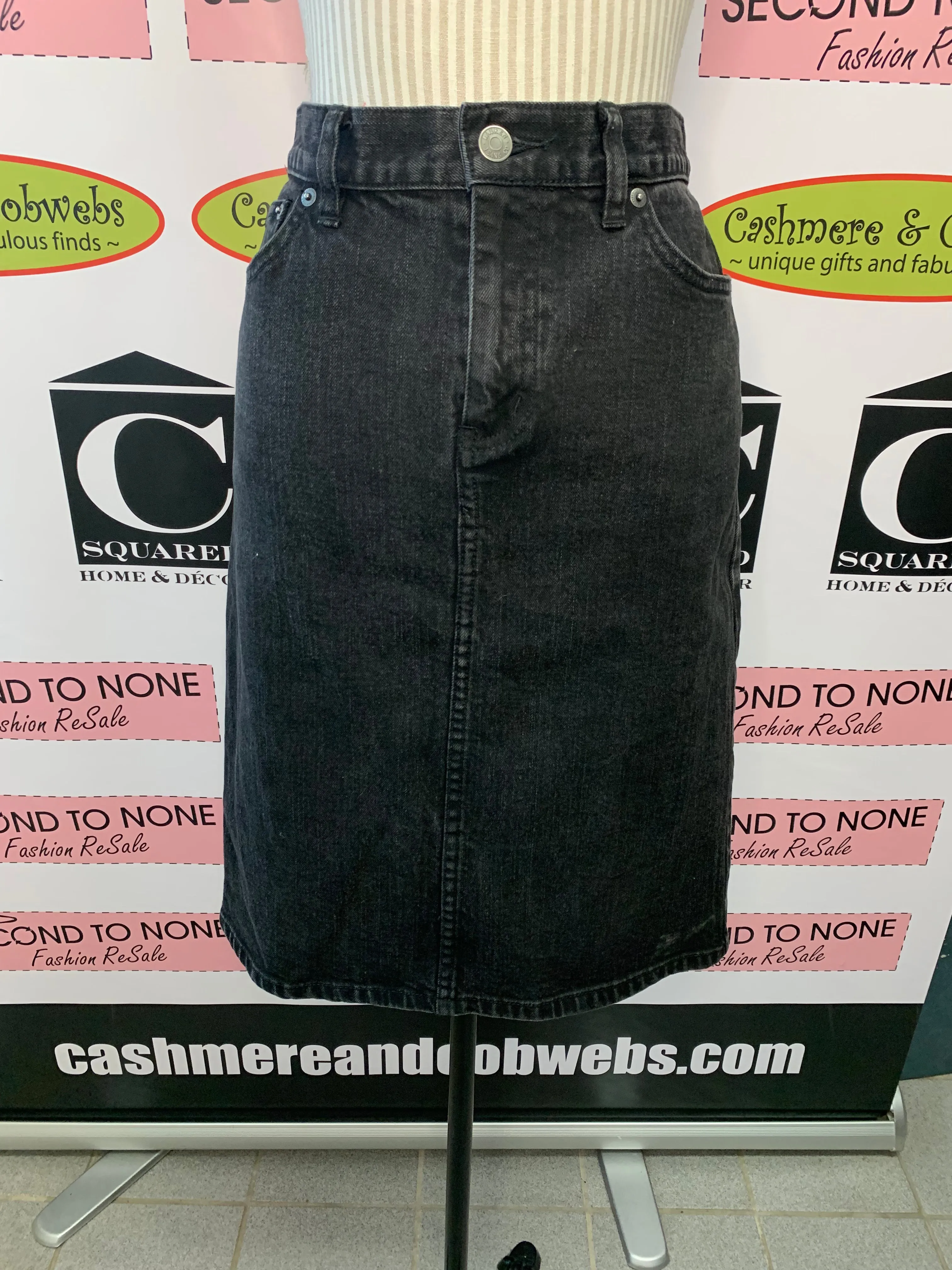 Ralph Lauren Denim Skirt (Size 4)