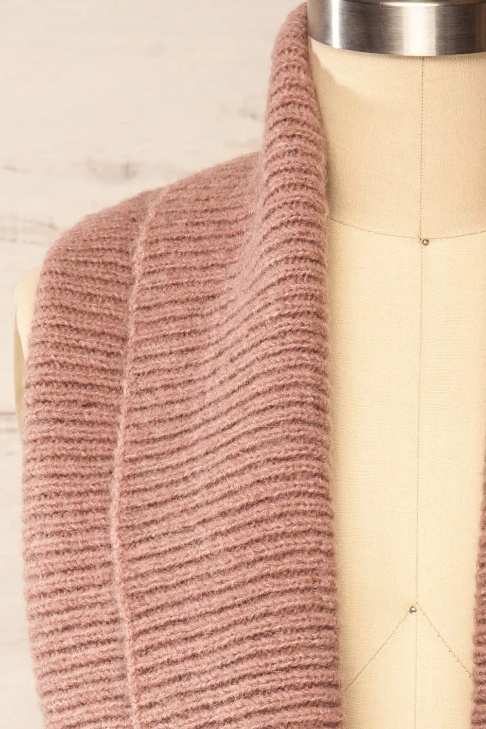 Saguenay Mauve | Ribbed Knit Infinity Scarf