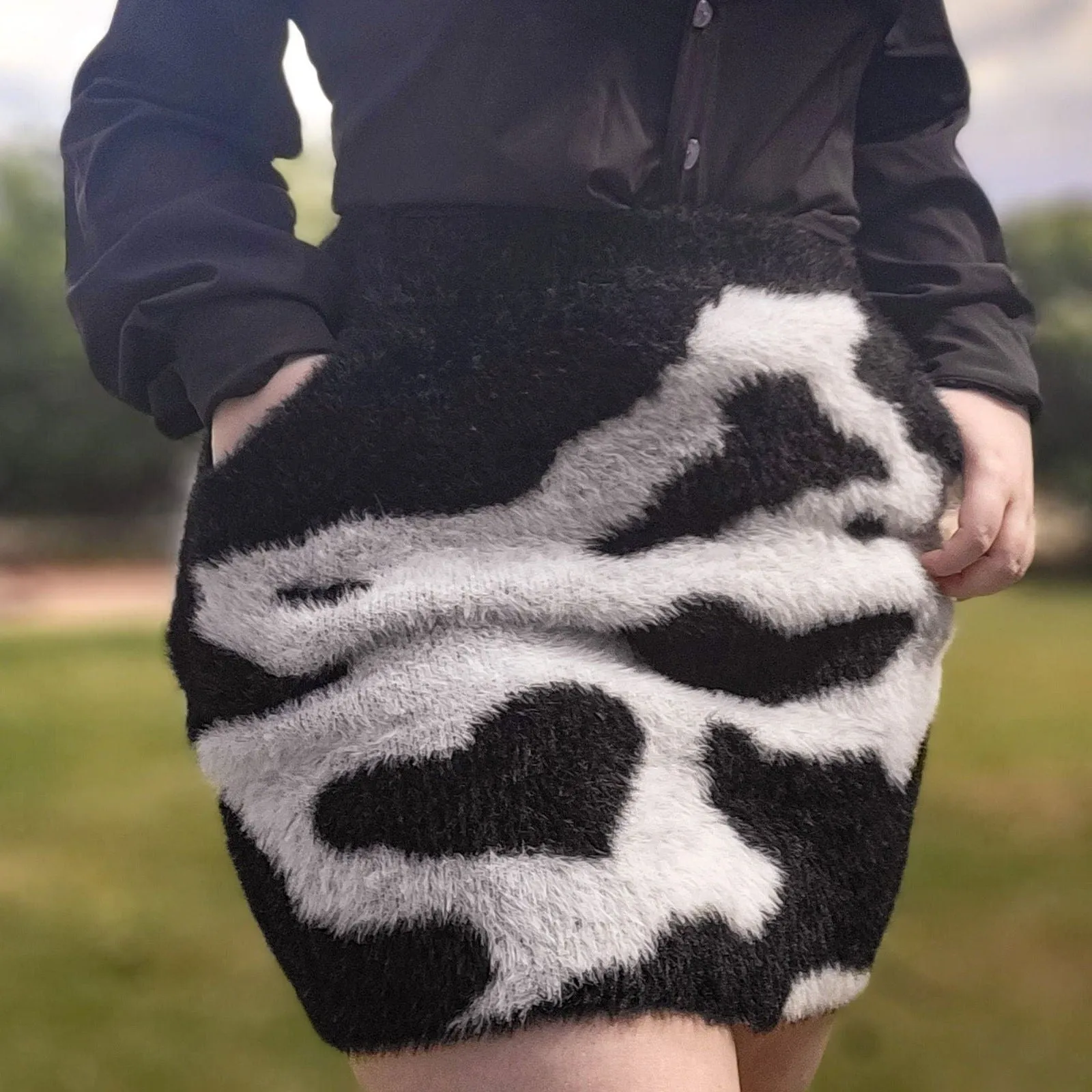 Shibuya's Cow Skirt (Black)