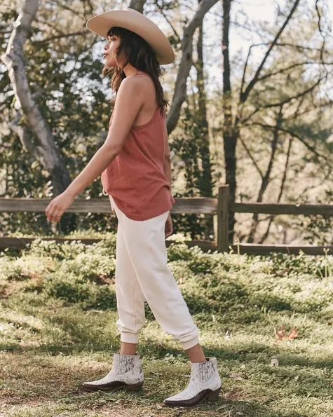 The Great - The Racer Tank in Marled Cardinal