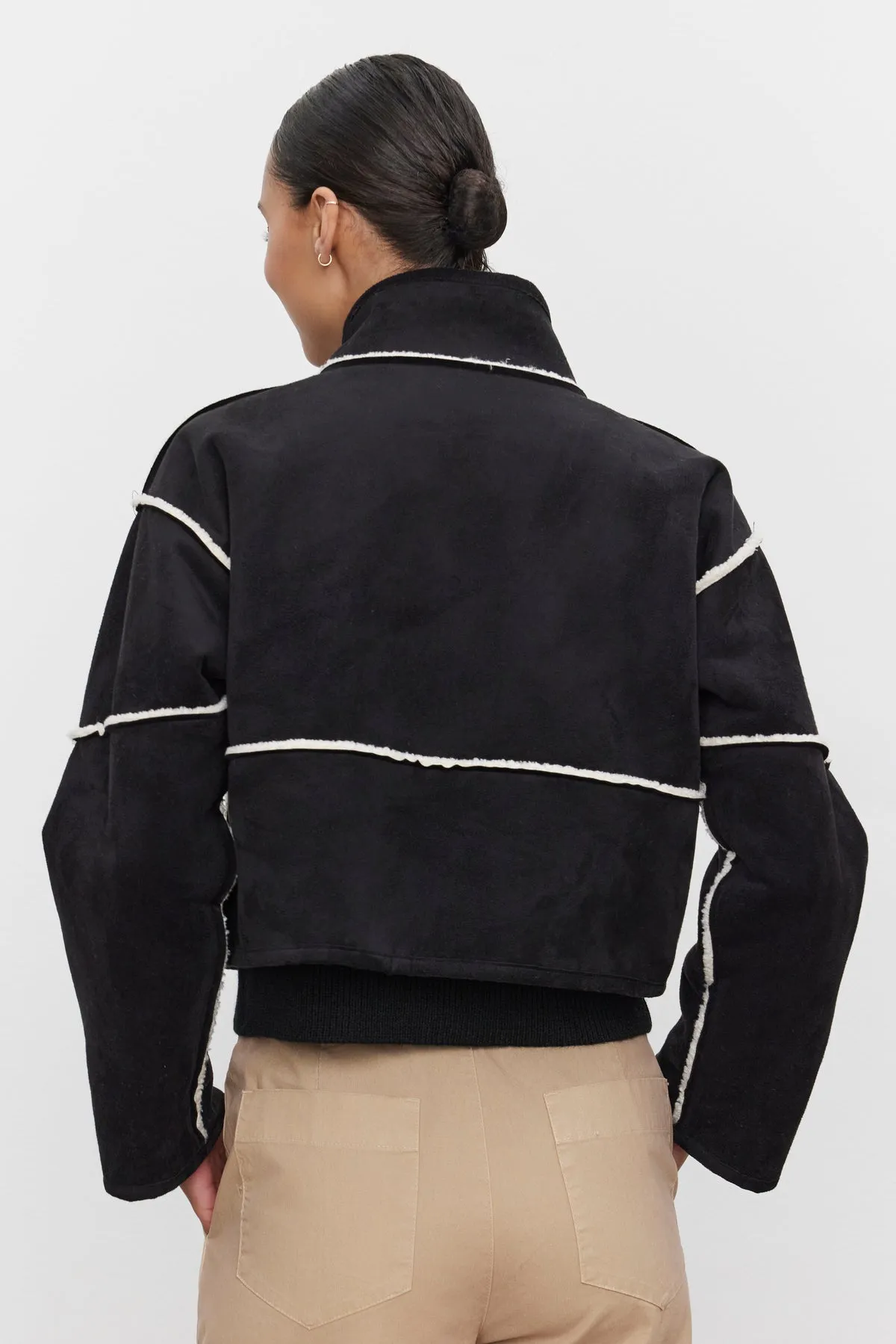 Velvet by Graham & Spencer Kelly 06 Luxe Sherpa Reversible Jacket | Black/Ecru