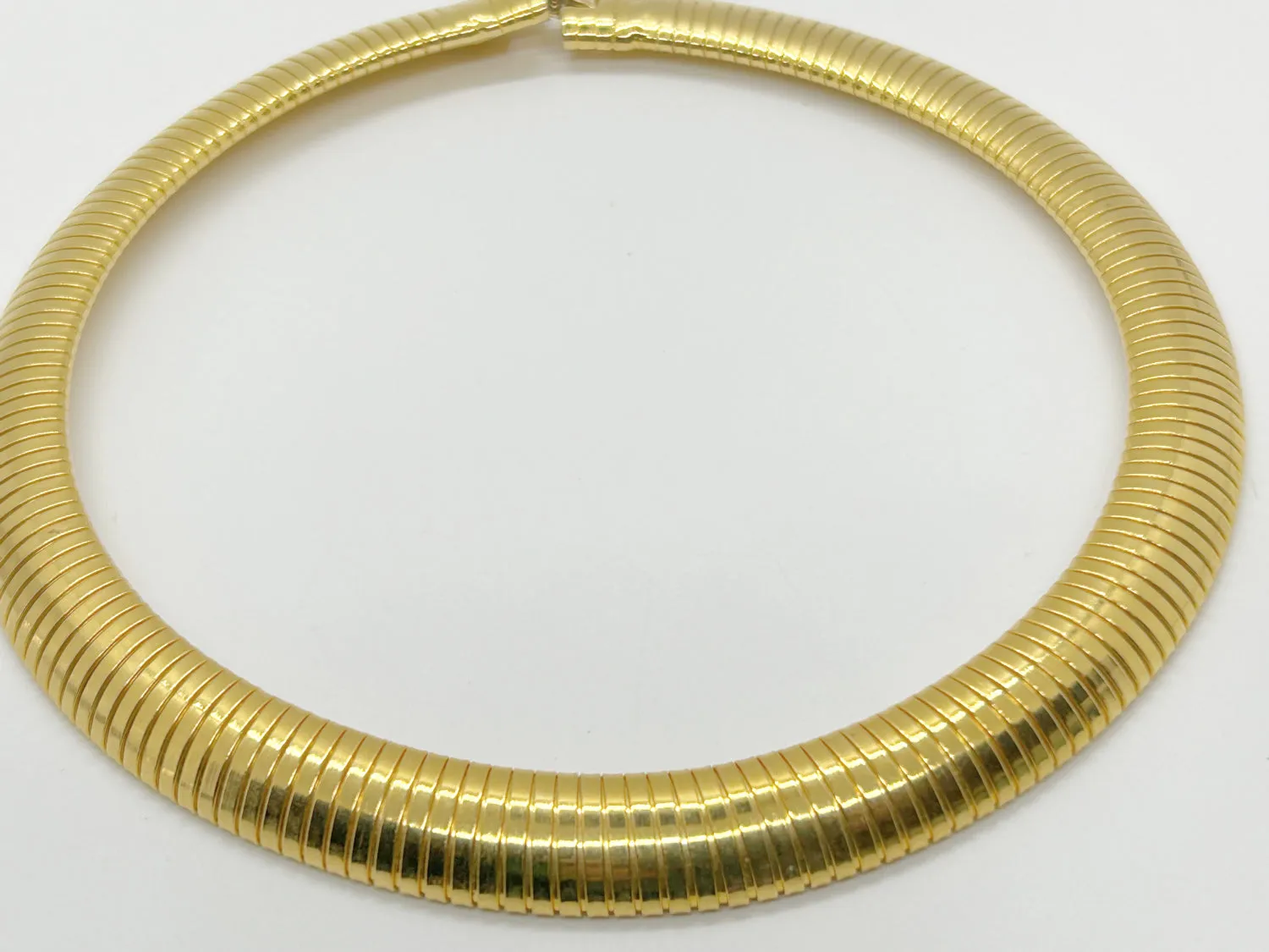 Vintage Ellen Kiam Gold Tone Collar Necklace Stretch Choker